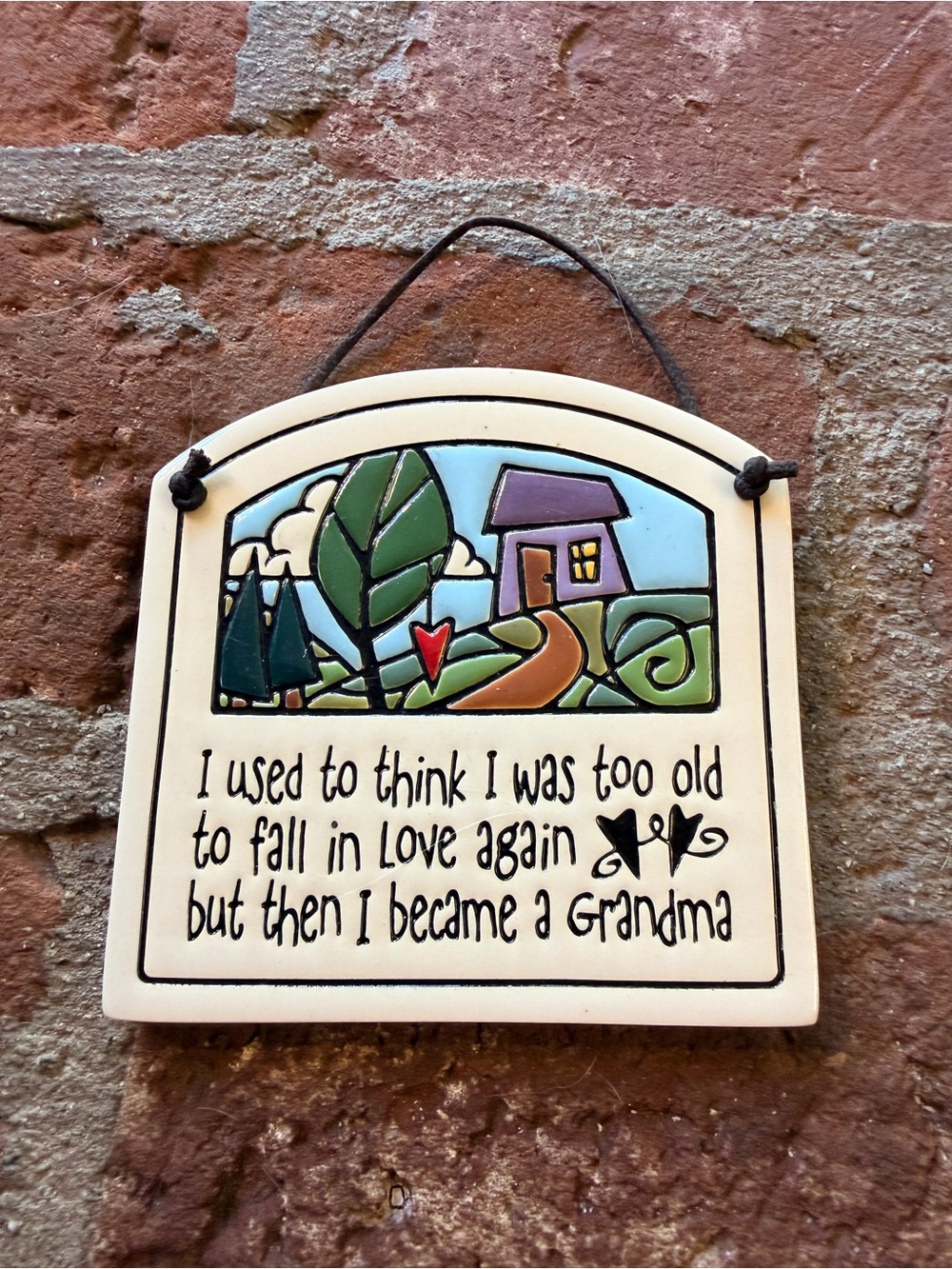 Grandma Wall Plaque - Decorative Ceramic Sign with Cottage Scene